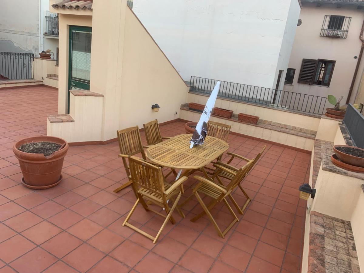 Casa Urbano Villa Таормина Екстериор снимка